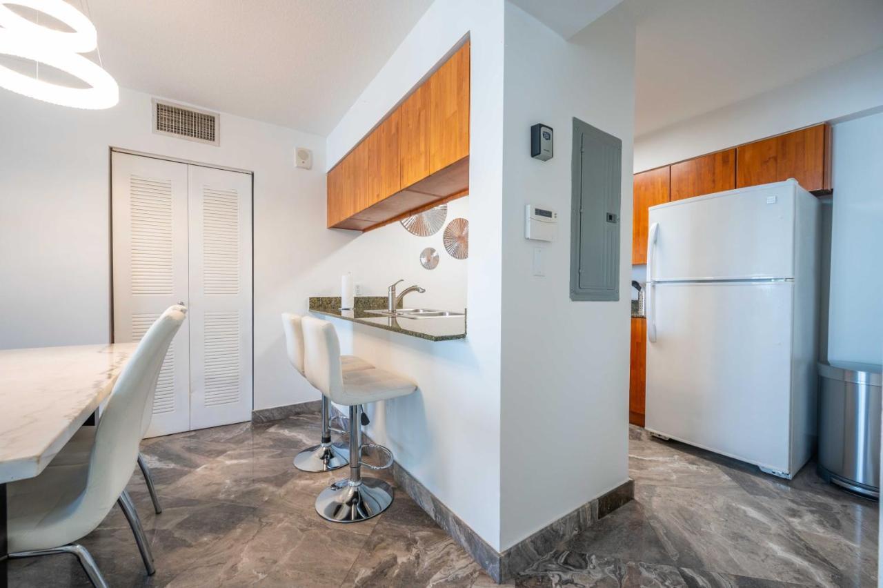 Luxury 2 Bedrooms Brickell Bay Apartment Майами Экстерьер фото