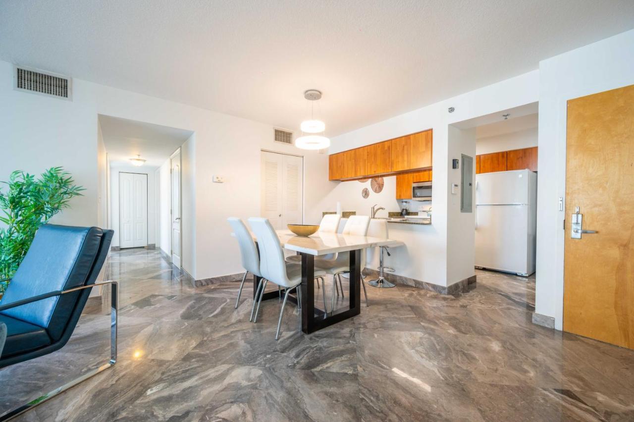Luxury 2 Bedrooms Brickell Bay Apartment Майами Экстерьер фото